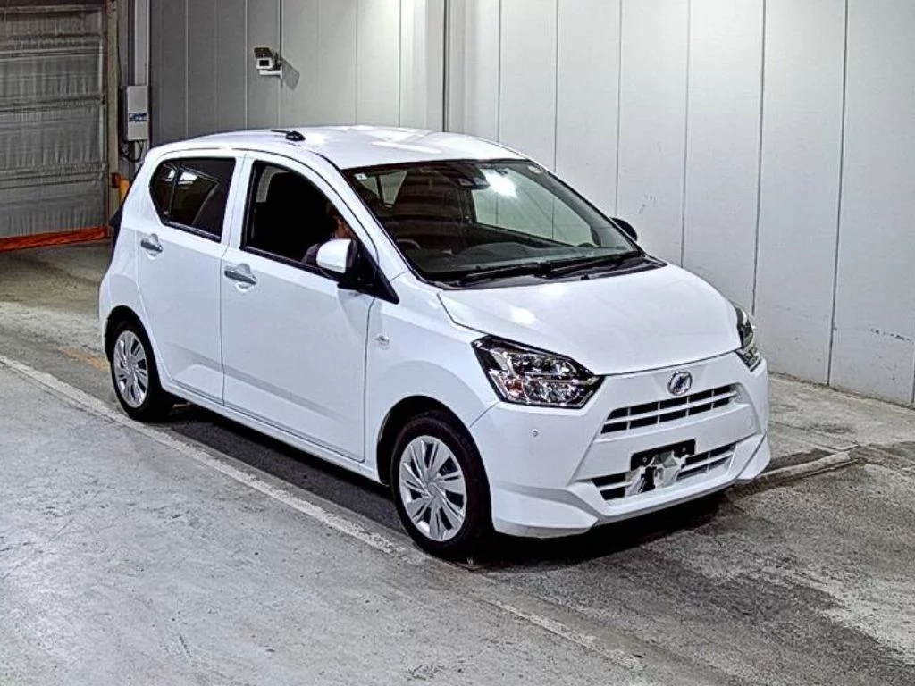 Daihatsu Mira e:S LA350S 2024
